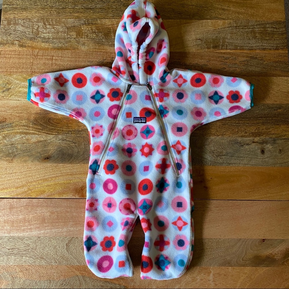 NWOT Patagonia Infant Bunting